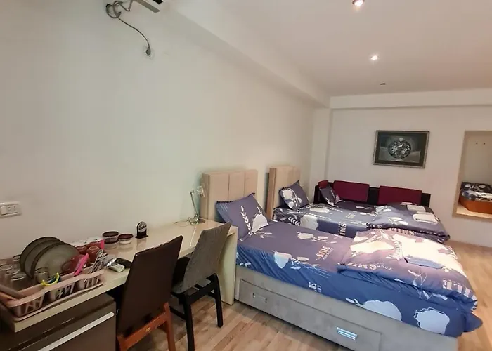 Hotel Room Apartment Апартаменти *